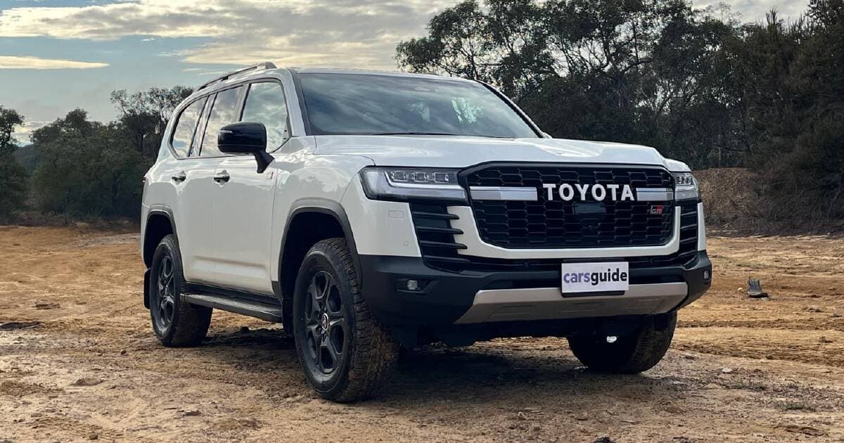 LandCruiser gets electric shock off-road